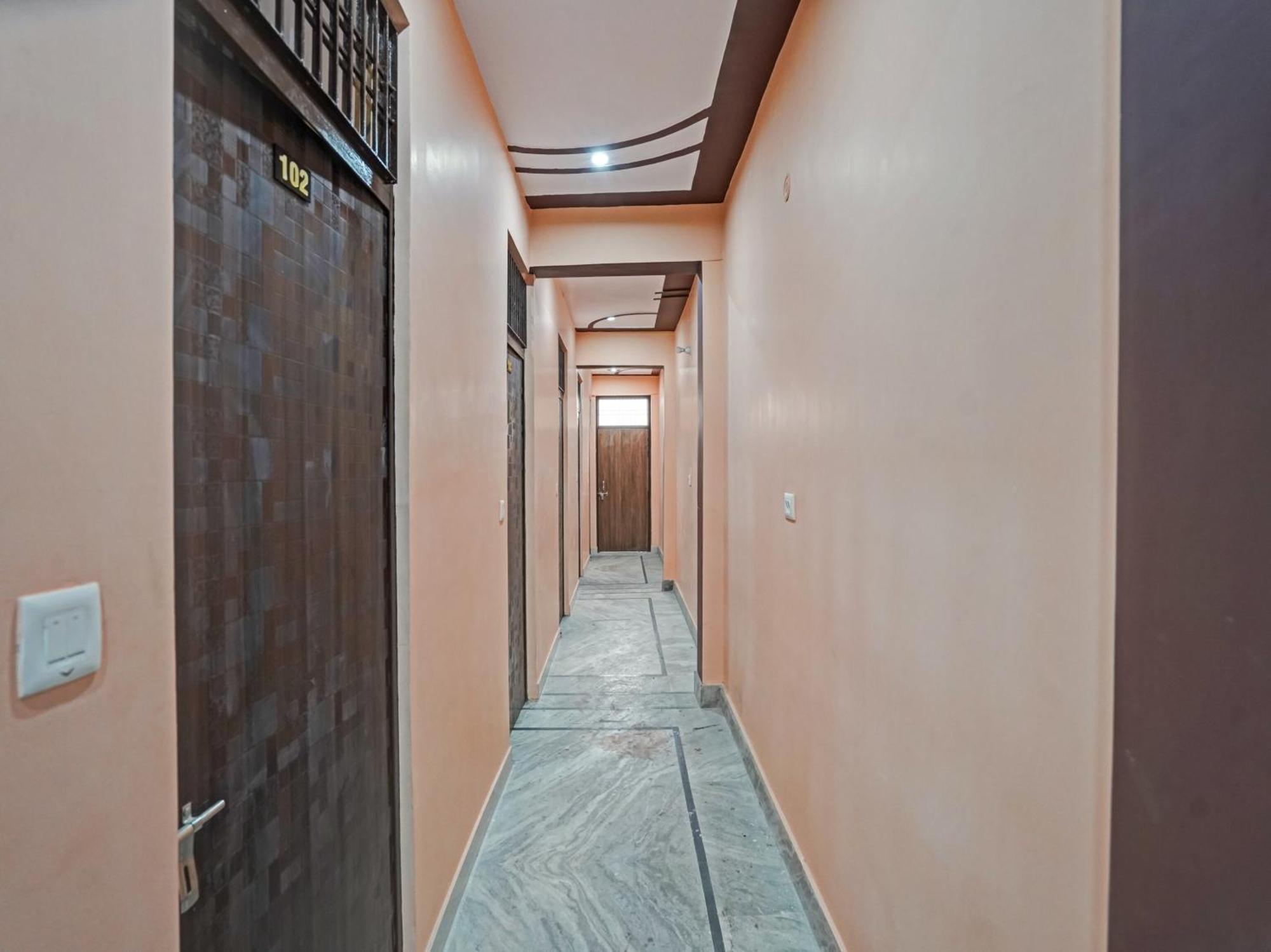 Hotel O Oreo Grand Meerut Exterior photo